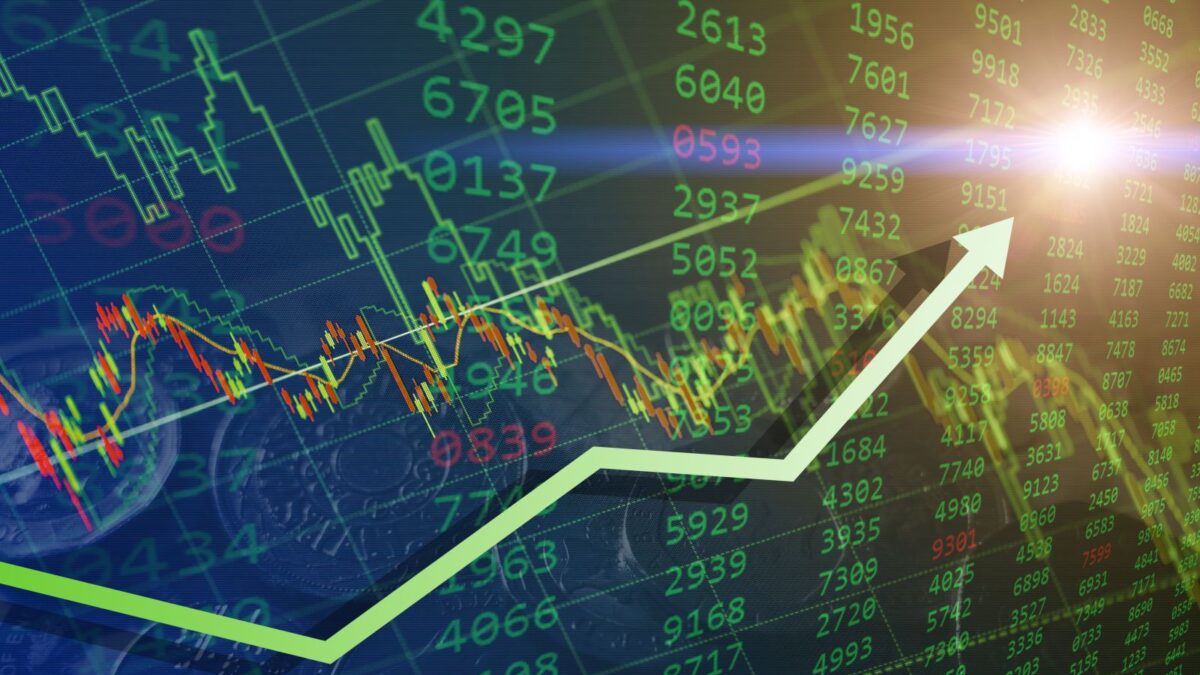 Stocks Push Higher as Fed Rate Hike Chances Fall
